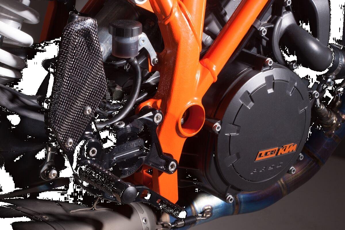 Giles VCR-D04 VCR38GT Adjustable Rearset - Image 2